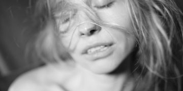 Orgasmos femininos: será que só elas fingem orgasmos?