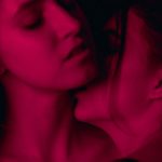 Menáge à trois: o prazer do sexo a três