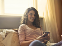 WhatsApp vs Tinder: Qual a Melhor App Para Encontros?